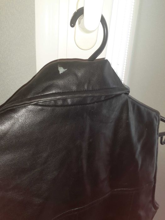 Кожен елек, черен