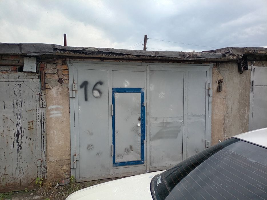 Продам гараж в 7 обществе