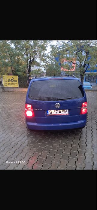 touran vw ideal pentru familie