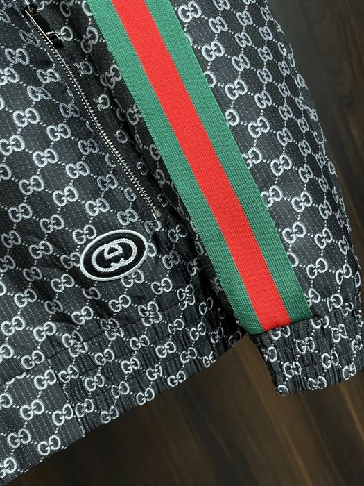 Geaca Gucci , calitate premium , pe comanda , noua , M