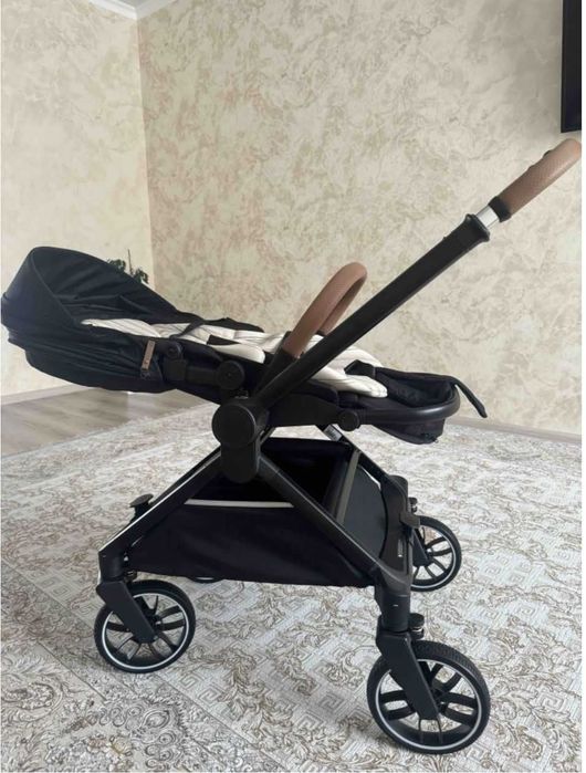 Продам коляску Happy Baby