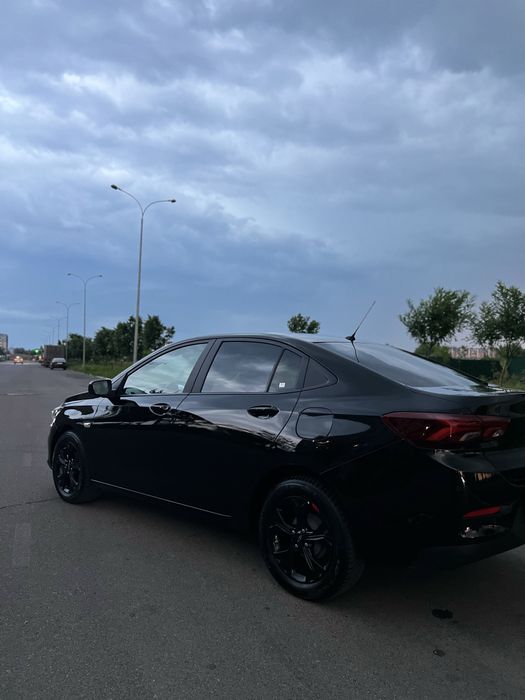 Chevrolet Onix Redline