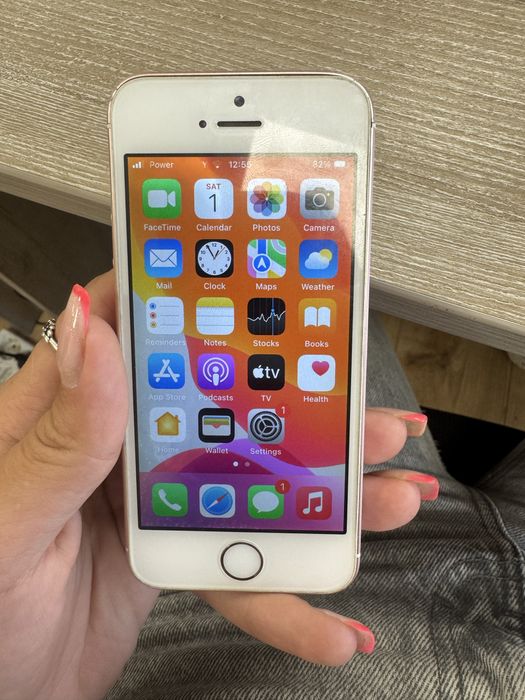 iPhone SE 1-st generation