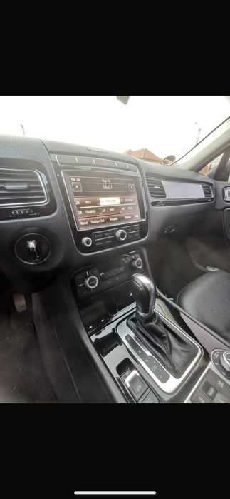 Auto volkswagen Touareg 3.0 V6 2015