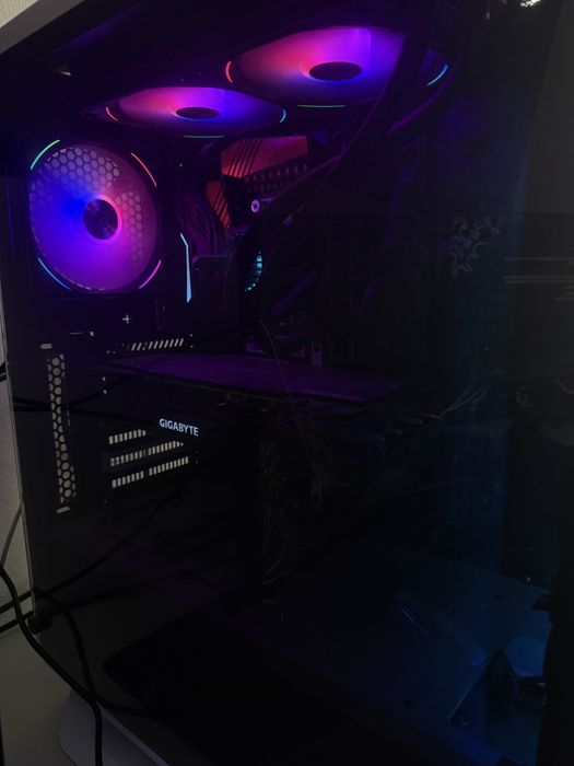 Vând PC Gaming — Ryzen 5 3600 + RTX 2070 Super