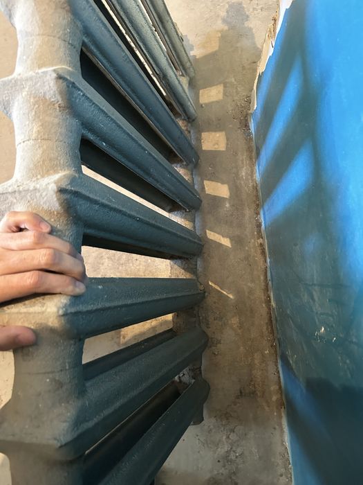 Чугунная батарея