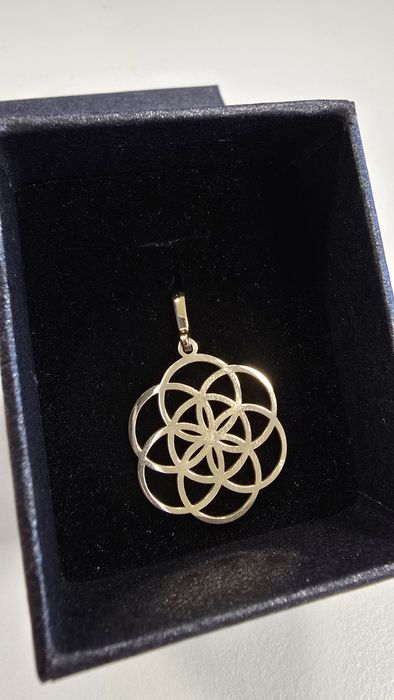 Медальон 14 карата злато