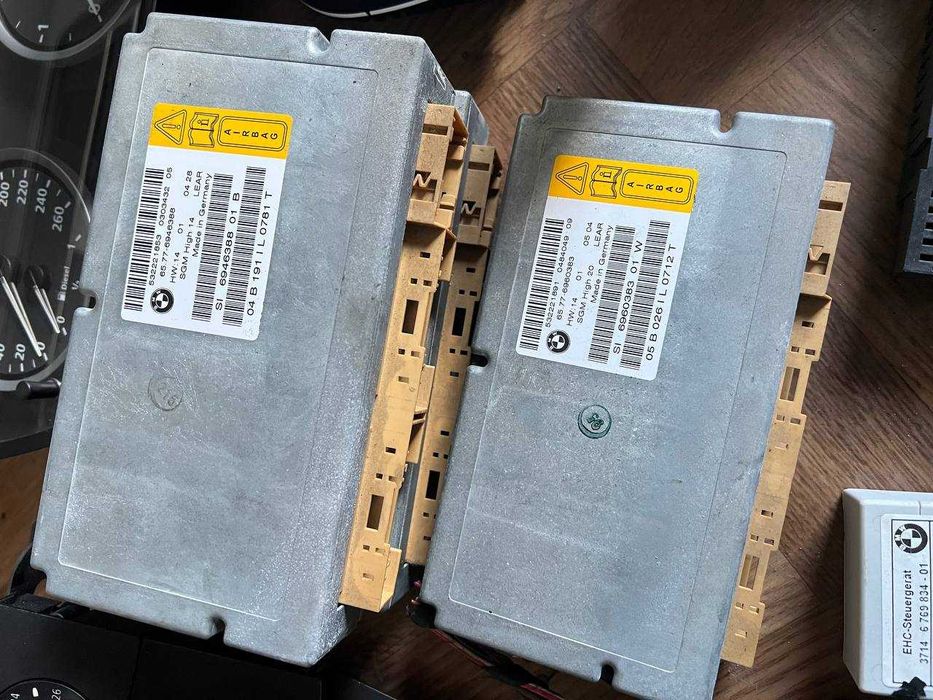 Vând multe module, calculator și unități de control diferite pentru BMW E60 E61