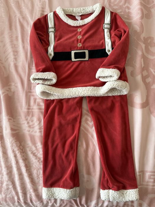 Costum de Mos Craciun 4-5 ani 110 cm Zara