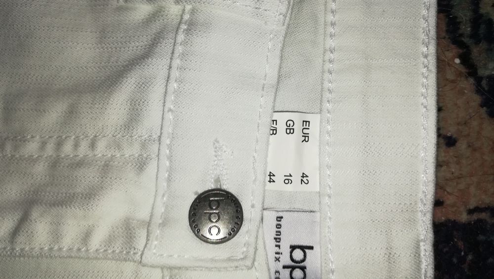 Blugi de damă Bonprix (3 sferturi)