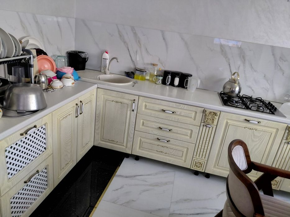 Продам кухонный гарнитур