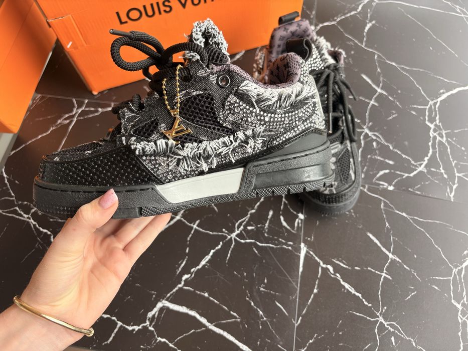 Louis Vuitton LV Skate Sneaker black denim & crystals – mărimea 37