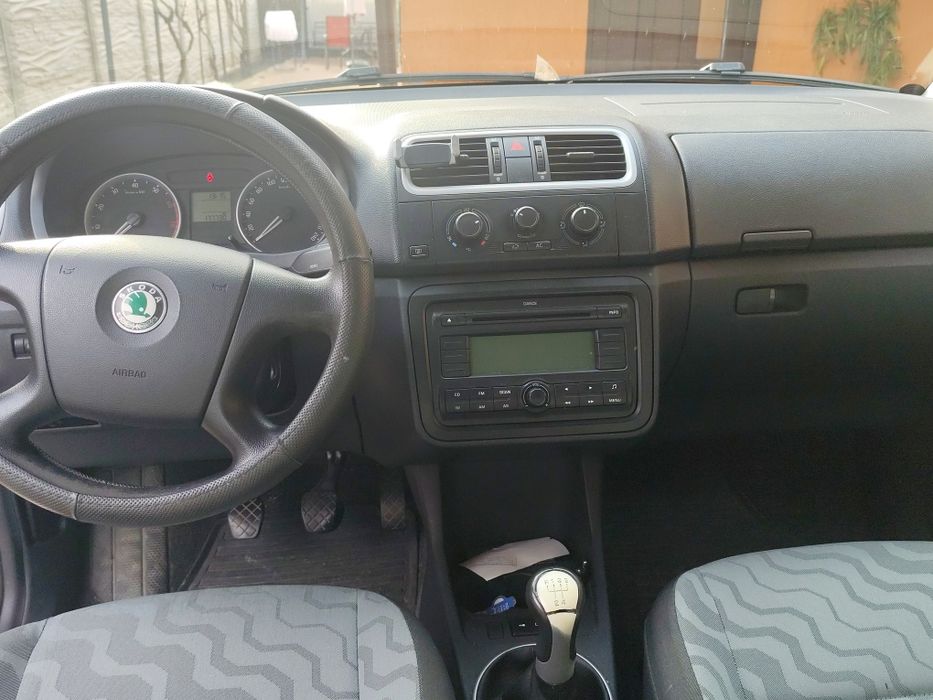 Vând Skoda Fabia 2 , 1:2 benzina
