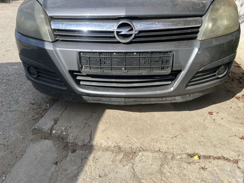 Предна Броня за Opel Astra H