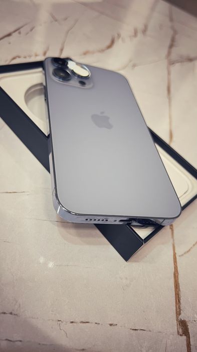 iPhone 13 Pro Max 256гб состояние 10/10