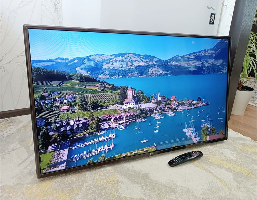 Телевизор LG с интернетом.