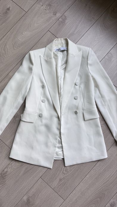 Пиджаки         Zara