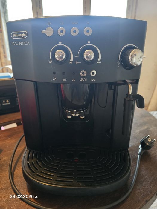 Кафемашина DeLonghi Magnifica