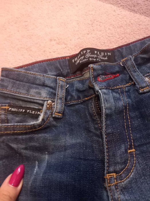 Оригинални Дънки Armani Jeans за малка дама