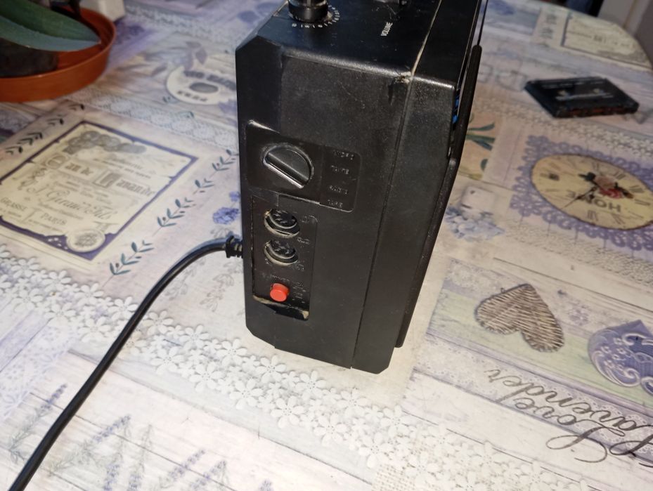 Ретро касетофон RFT Incoms SKR 720