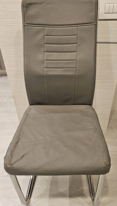 2 Scaune Mobexpert  piele ecologica cadru metalic