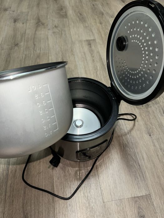 Продам мультиварку CENTEK CT-1490