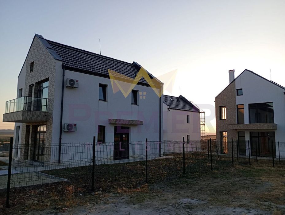 Продава се Къща в с. Кошарица, Област Бургас - 160 кв.м за 1313 €/кв.м - Снимка #2