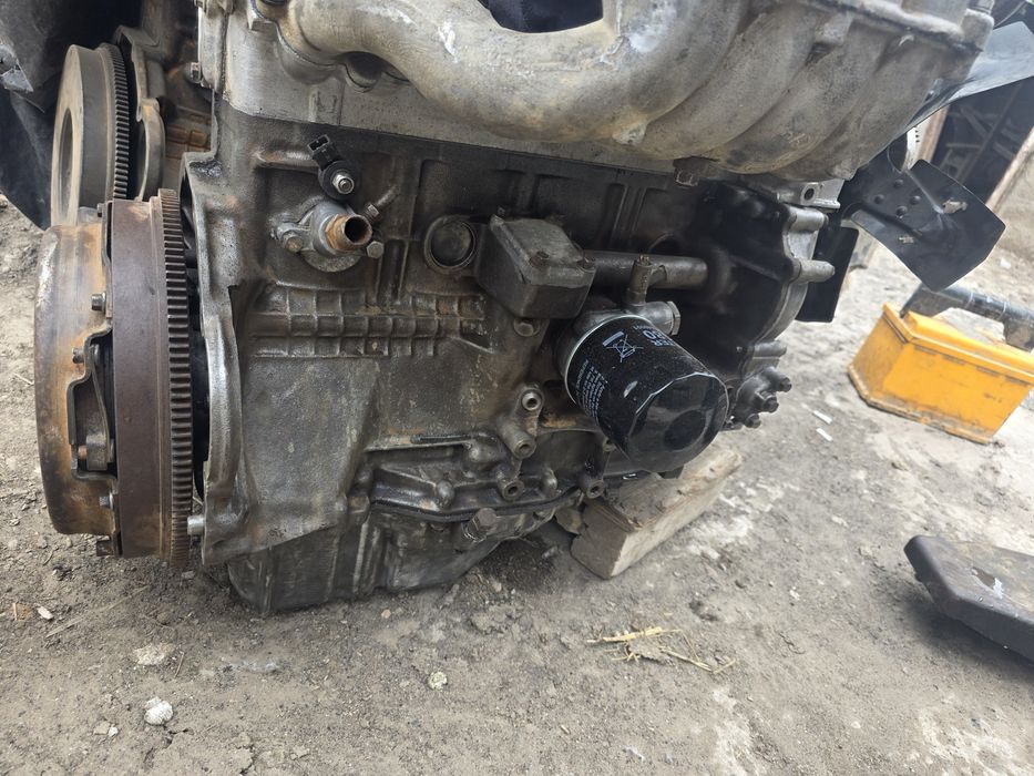 Матор сатылады 409