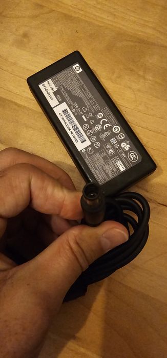 Incarcator laptop HP original funcțional