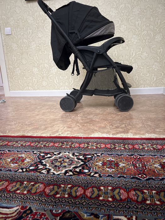 Срочно продаётся детская коляска