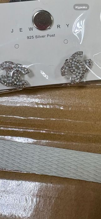 Обици и брошка Chanel с камъни