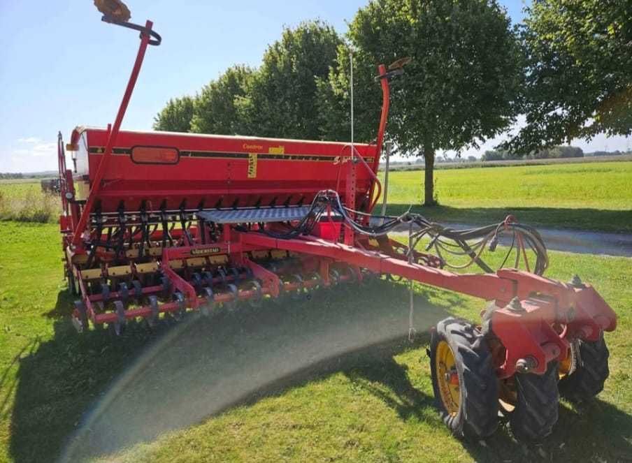 Semanatoare Vaderstad Rapid 400 C fertilizare cu discuri an 2016 Kuhn