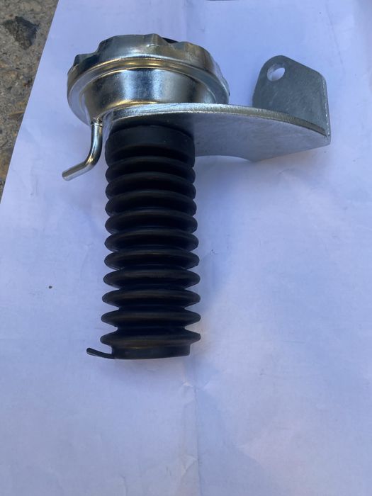 Мембрана, акумутатор, превключвател за 4х4 Мицубиши Л200 2006 до 2013г