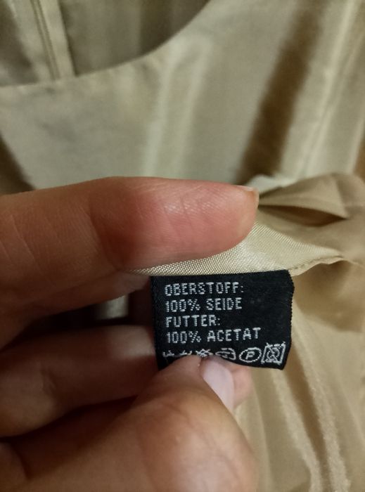 Нова рокля от естествена коприна 38 размер