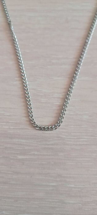 Ланец от медицинска стомана