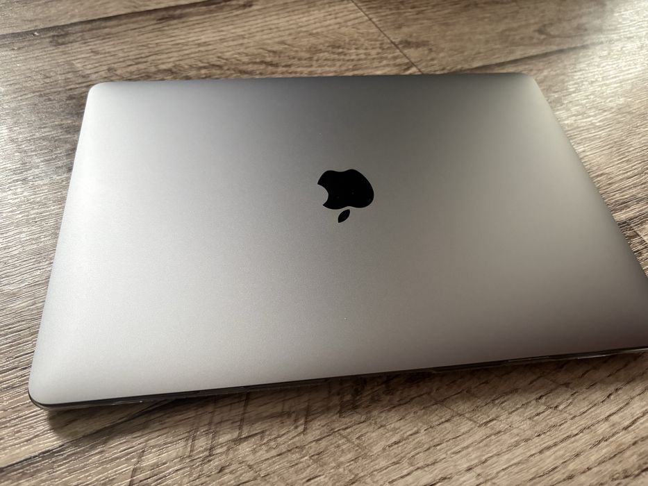 Macbook Air + Magic Mouse