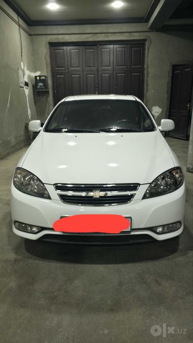 Продаётся Gentra 2017 года, 3 позиция, автомат