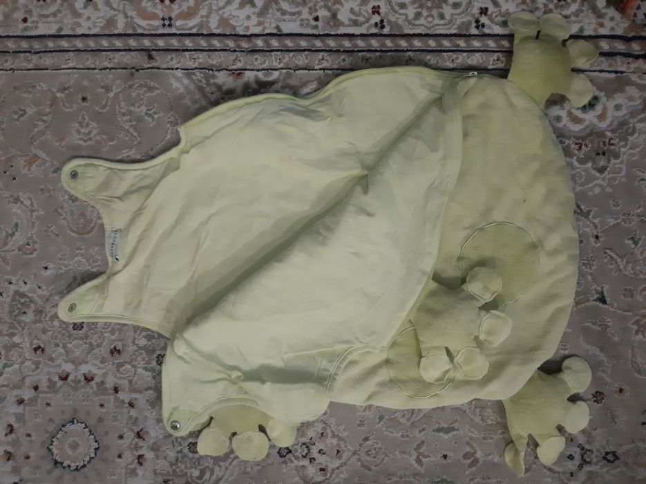 Продам детские вещи