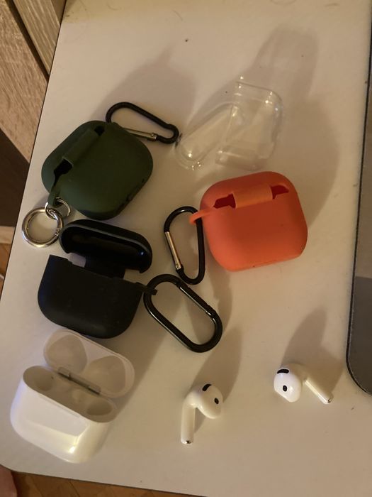 Apple AirPods 4 ANC cu Garantie