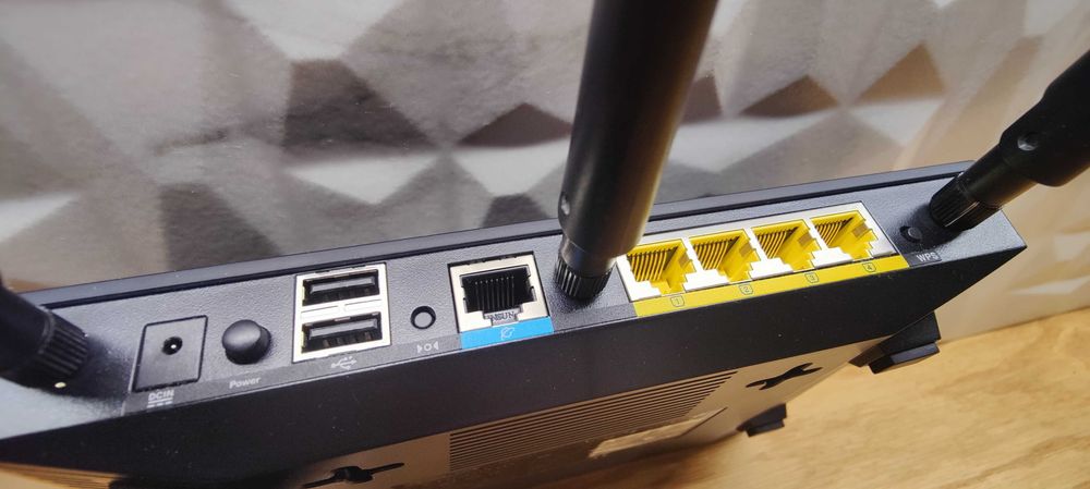 Router Wireless ASUS AC66U