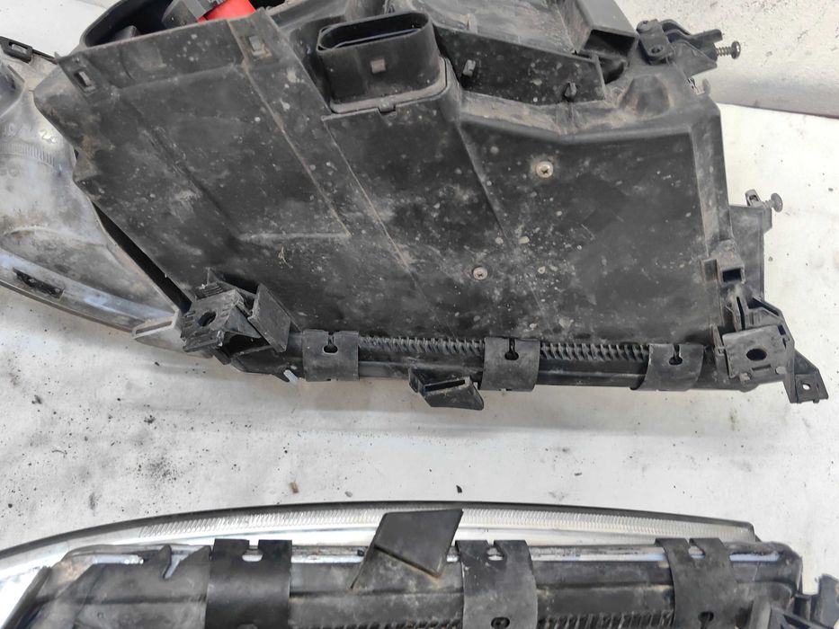 Оригинални фарове Ауди А8 Д2  Audi A8 D2 Xenon