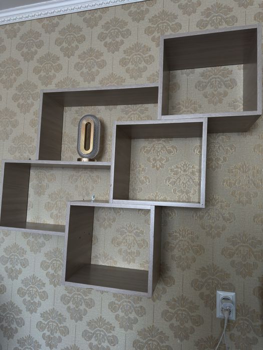 Продам полку 7000