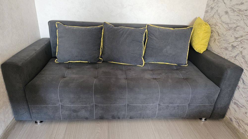 Продам диван в хорошем состоянии