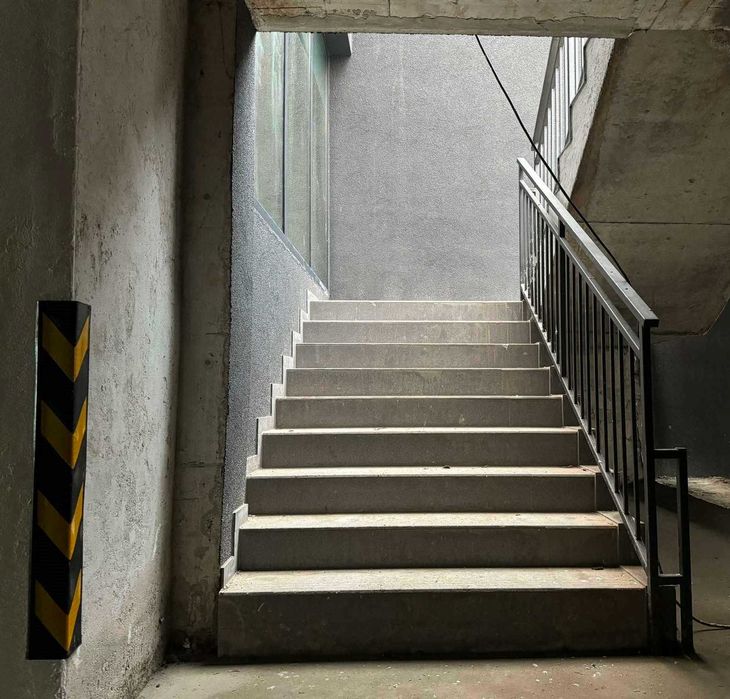 Паркомясто! Нова сграда! ул. "Любен Каравелов" 45