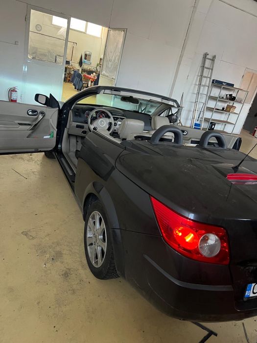 Vand renault megane cabrio.