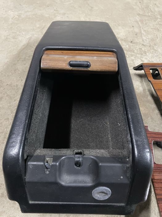 Продам дерево на w124