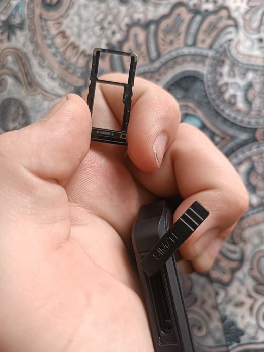 Продаю телефон ixxi j2