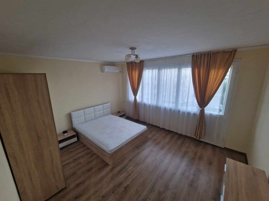 Дава се под наем Тристаен апартамент в Добрич, Автогара - 87 кв.м за 398.82 € - Снимка #11