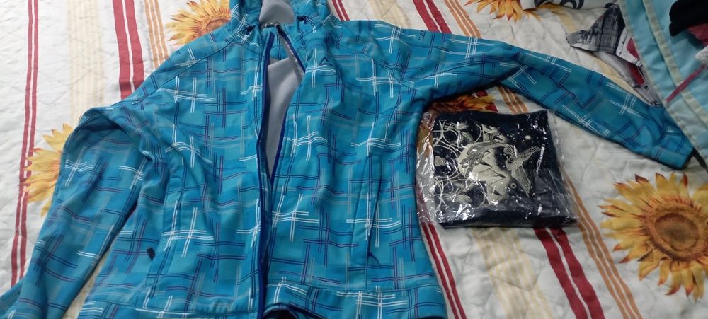 Клинове, дънки,елеци,яке,дълга жилетка за бременни