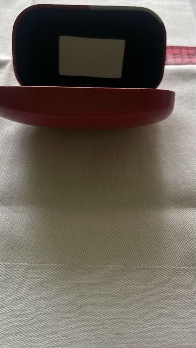 Продам таблеточницу- футляр с зеркальцем